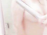 巨乳网红芭比浴室洗澡自拍,无比诱人惹人犯罪