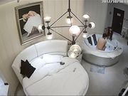 饥渴难耐小伙子赶紧把衣服脱光按倒清纯气质长发美女猛亲扒光开草妹纸呻吟声很娇嫩