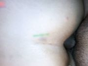 95年丰满大胸美女被男友哥们故意灌醉边操小穴边爆肛