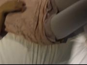 白丝骚货小学妹宿醉被我带到宾馆玩弄多毛骚逼 玩出感觉主动翻山上马