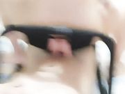 文艺气质范的美女主播为了收益要直播和男友啪啪,男友不同意妹子只能用特殊道具干他,最后被按在床上猛操!