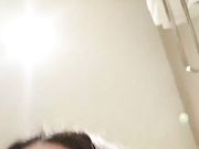 对白精彩丰满肥臀少妇主播户外勾引个年龄不大的小青年直播打炮一起鸳鸯浴啪啪啪貌似小伙满足不了这个骚妇