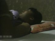 棚户区底层嫖妓小超市的货架原来暗藏玄机爽完出来继续教学搭讪站街妹对白有趣