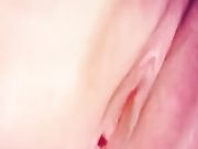 大眼睛美女家中穿情趣蕾丝抠逼玩跳蛋