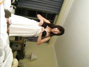 白嫩爆乳小姨子舔得我好舒服 情不自禁她內射了