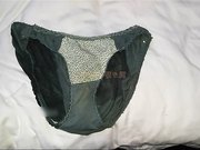 女神级性感美女陪闺蜜KTV见网友喝多上厕所时2男想在厕所操她,没得手后把她带到酒店2人轮流干!