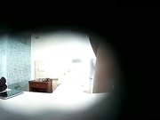 精品特色酒店偷拍模特身材美女和高富帅哥开房啪啪开干前接个电话