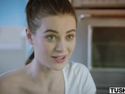 女神级的OL白领美女谈业务被啪啪作品 高颜值好身材顶级美女舔吸一看就冲动硬了，嫩乳美臀挡不住虚了720P高清