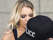 Arrest Warrant Summons Some Fucking 警察当着铐起来的丈夫面操他的老婆