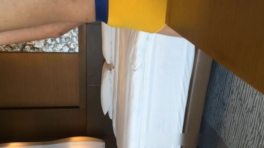 大神高价约炮很年轻但生过孩子的丰满轻少妇 黑丝诱惑屁股很丰满手感很好 少妇就是水多被干的高潮了