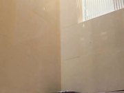 商城厕拍系列 大长腿的长发美女一个接着一个，不看后悔