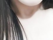 纯情少女骨子里骚，为了生活直播挣外快，露脸激情一多自慰激情插逼，浪叫呻吟想让哥哥干她第一弹