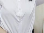 手机直播福利之青春少女初音再度来袭，全裸自慰道具大秀，娇乳粉穴淫语呻吟第三弹