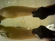 外站流出云上会所高清系列身材火辣的啤酒销售貌似被客人灌醉呕吐完尿尿