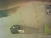 外站流出云上会所高清系列身材火辣的啤酒销售貌似被客人灌醉呕吐完尿尿