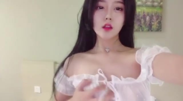 清纯美女苏然自慰秀