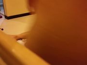 大壮哥和美乳媳妇怕怀孕不敢内射快高潮潮时拔出来自己撸