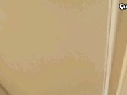 保姆让主人大鸡巴操到淫水直流