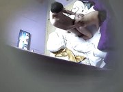 小旅馆偷拍和单位骚妇女同事开房骑在上面疯狂摇小一点的床都要被她摇塌了