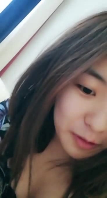 长的非常清纯漂亮嫩主播G唯美的小可爱一多自慰大秀 苗条的身材 扣穴自慰