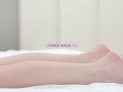 翘臀美少女吞吐大屌小屁股心动苗条大长腿青春气息抵挡不住搞穴刺激