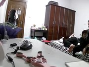 私密生活悲剧的两口子要行房事突然回来人了欲望少妇边看小电影边用口红自慰