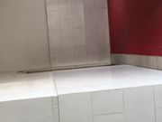 外站流出潜入某学院教学楼女厕偷窥美女嘘嘘