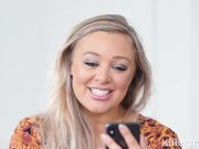 喜欢被大鸡巴操的女佣.