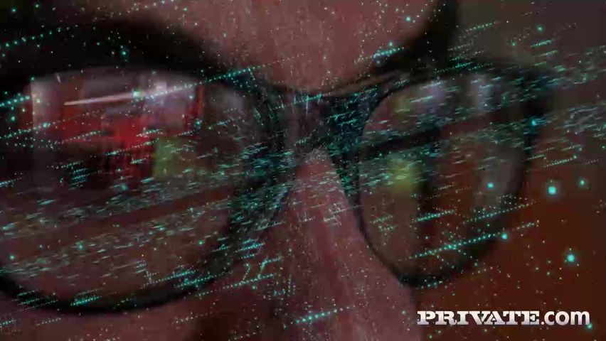 在刑讯室里被两个警察干屁眼的熟女