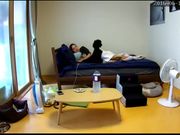 家庭摄像头被黑强开TP居家年轻小夫妻在床上变换体位激情啪啪啪两个宠物狗狗观战后入式它应该能懂吧哈哈