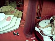 公司眼镜副总与干练短发女策划开房搞破鞋高潮尖叫