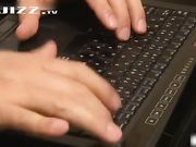 网络小说家找灵感亲身体验抓个美少女回家玩自制的新刑具