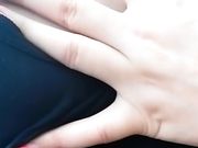 白嫩少女户外直播露奶扣屄