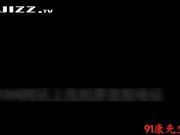 美术学院超靓学生妹与同学玩3P 露脸自拍边拍边让换动作