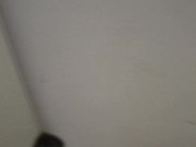 学生MM厕所跟拍系列妹子尿完踮着脚照镜子看看自己背影漂亮不