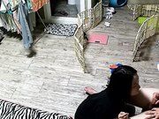 年轻小媳妇大姨妈期间不能啪啪只好抹油卖力给老公撸J8