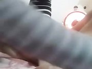 正在睡觉的小骚逼被渣男强势拽起脱了爆草