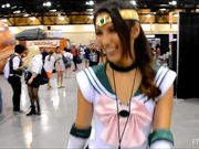 英气妹子COS美女战士不穿内裤性奋发骚很想掀开