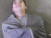 用少年的大鸡巴取乐的女警