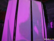 化妆舞会上吸大屌的波霸