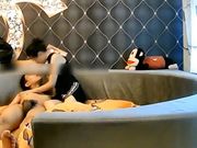 排骨眼镜男打炮是真猛抱头猛插嘴再啪啪非常激情