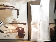 加班和闺蜜酒店开房啪啪玩得正爽媳妇来短信想夺过手机看短信内容