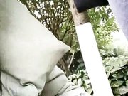 狼友刷礼物让白嫩美女主播路边等来个专车司机去树林打野战