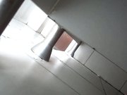 云上会厕拍系列身材曼妙逼缝细长