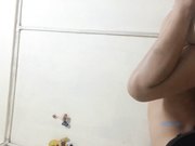 打工小夫妻出租屋过性生活媳妇坐在上面爽得不想下来