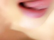 露脸骚母狗非常会伺候男人从下舔到上全身漫游到大几把深喉