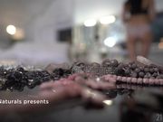 进出娇美人妻小屁眼的大肉棒