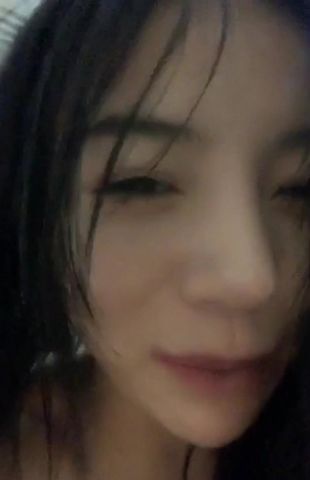 超人气网红陈丝丝玩的好嗨跪舔喷水爆菊粉鲍高清