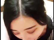 视频售卖网站Manyvids最新流出漂亮华裔美眉跪着吃大洋屌