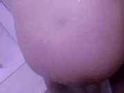 给力剧情骚妈浴室洗澡勾引儿子浴室啪啪啪无套内射